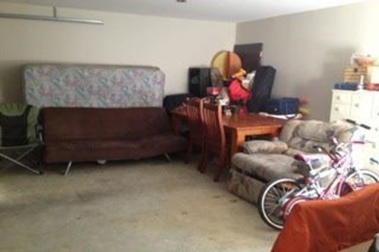 Photo of property in 11 Riverglade Parkway, Te Atatu South, Auckland, 0610