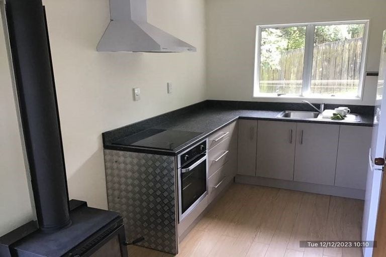 Photo of property in 3a Spruce Grove, Ranui, Porirua, 5024