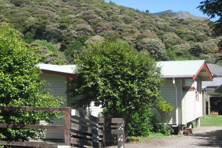 Photo of property in 2 Rue Grehan, Akaroa, 7520