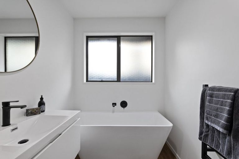 Photo of property in 2/28a Studholme Street, Somerfield, Christchurch, 8024