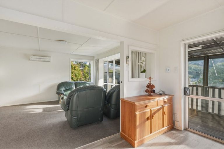 Photo of property in 94 Brockville Road, Glenross, Dunedin, 9011
