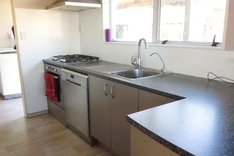 Photo of property in 44 Glamis Avenue, Bell Block, New Plymouth, 4312