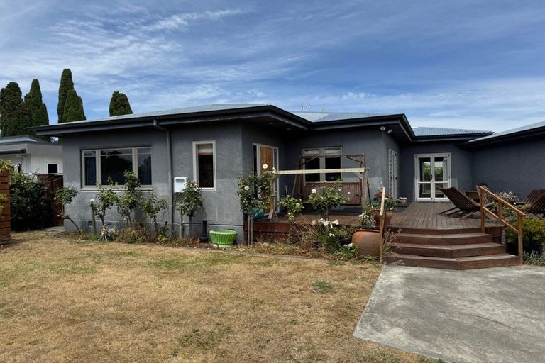 Photo of property in 22 Campbell Street, Havelock North, 4130