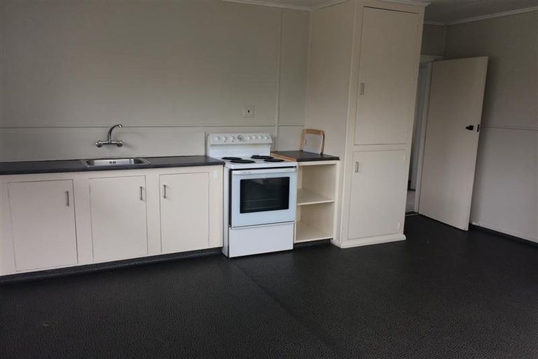 Photo of property in 73e Heretaunga Street, Palmerston North, 4414