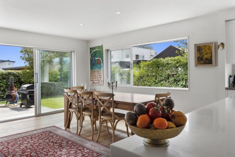 Photo of property in 6 Terrace Avenue, Mount Maunganui, 3116