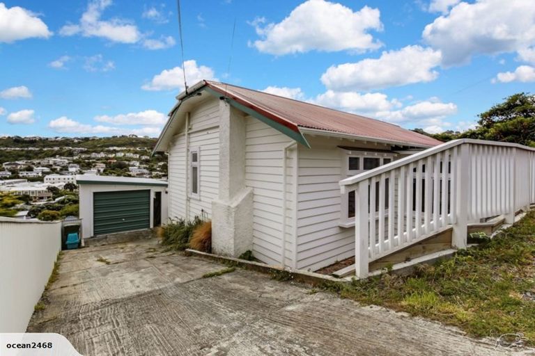 Photo of property in 119 Totara Road, Miramar, Wellington, 6022