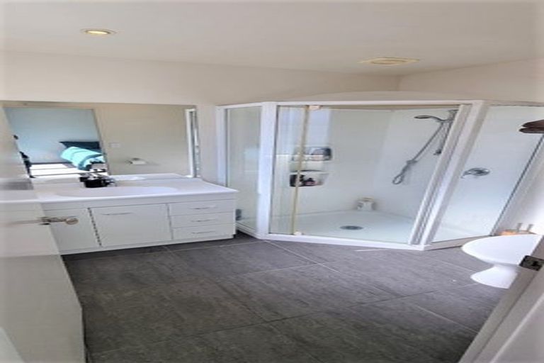 Photo of property in 10 Keats Place, Rolleston, 7614