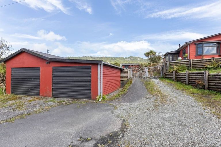 Photo of property in 751 Seven Mile Road, Runanga, 7803