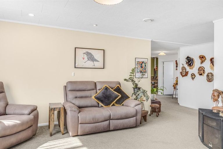 Photo of property in 95 Queen Street, Westport, 7825