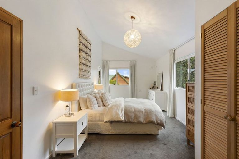 Photo of property in 7a Church Street, Northcote Point, Auckland, 0627