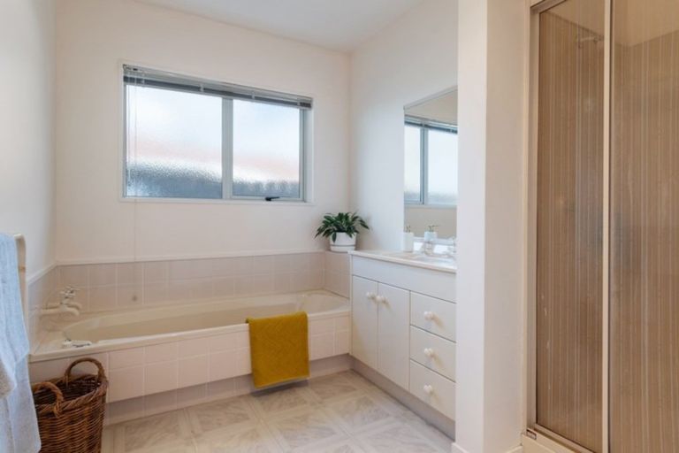 Photo of property in 437a Oceanbeach Road, Mount Maunganui, 3116