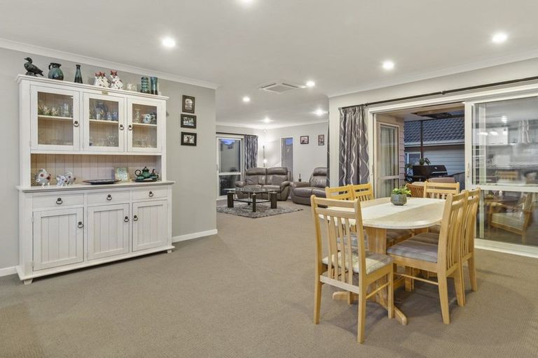 Photo of property in 9 Te Otinga Place, Pyes Pa, Tauranga, 3112