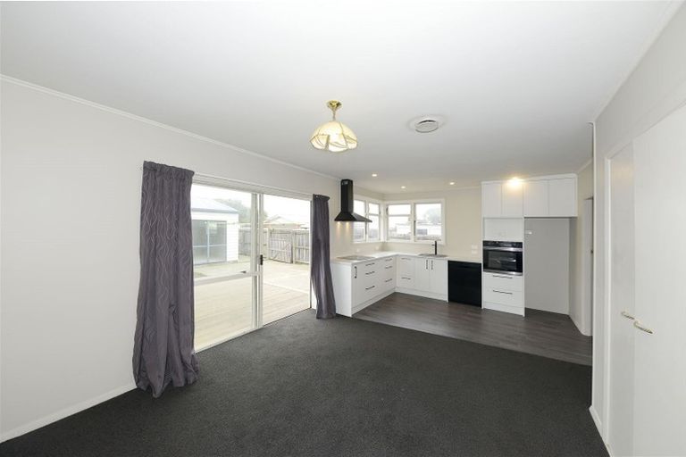 Photo of property in 25 Wimborne Crescent, Aranui, Christchurch, 8061