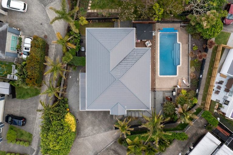 Photo of property in 83b William Bayes Place, Red Beach, 0932