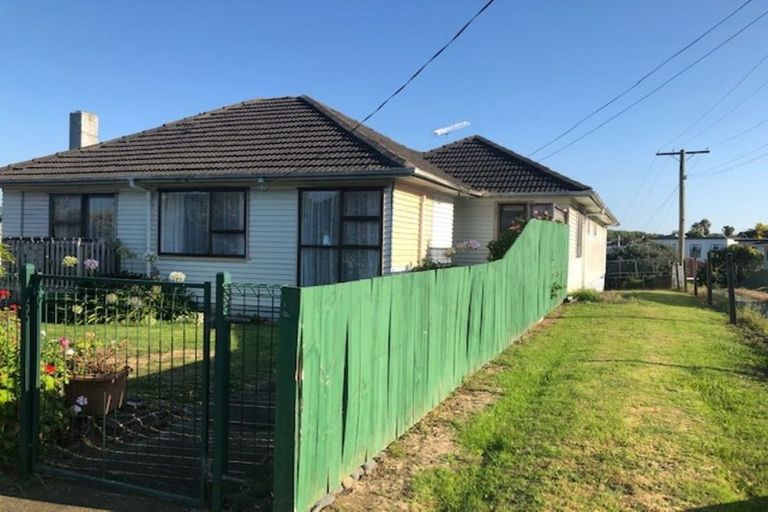 Photo of property in 13 Boundary Road, Opaheke, Papakura, 2113