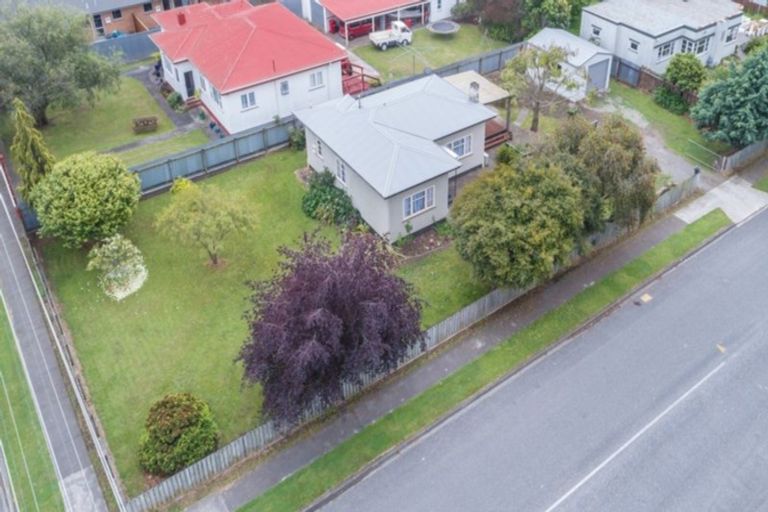 Photo of property in 44 Mckenzie Street, Levin, 5510