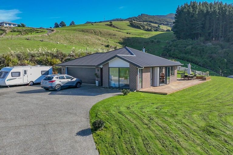 Photo of property in 18 Kens Lane, Sawyers Bay, Port Chalmers, 9023