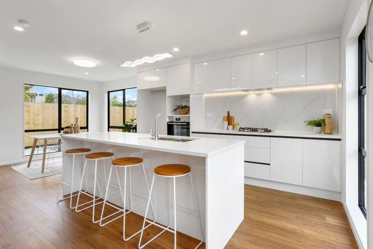 Photo of property in 18c Dana Place, Somerville, Auckland, 2014