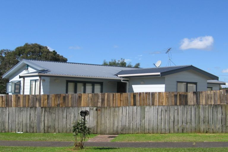 Photo of property in 84 Chislehurst Street, Henderson, Auckland, 0612