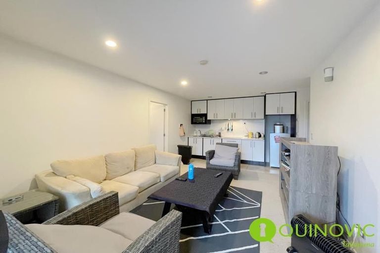 Photo of property in 114 Kittiwake Drive, Schnapper Rock, Auckland, 0632