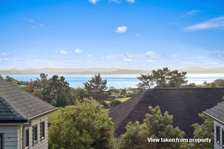 Photo of property in 204 Alec Craig Way, Gulf Harbour, Whangaparaoa, 0930