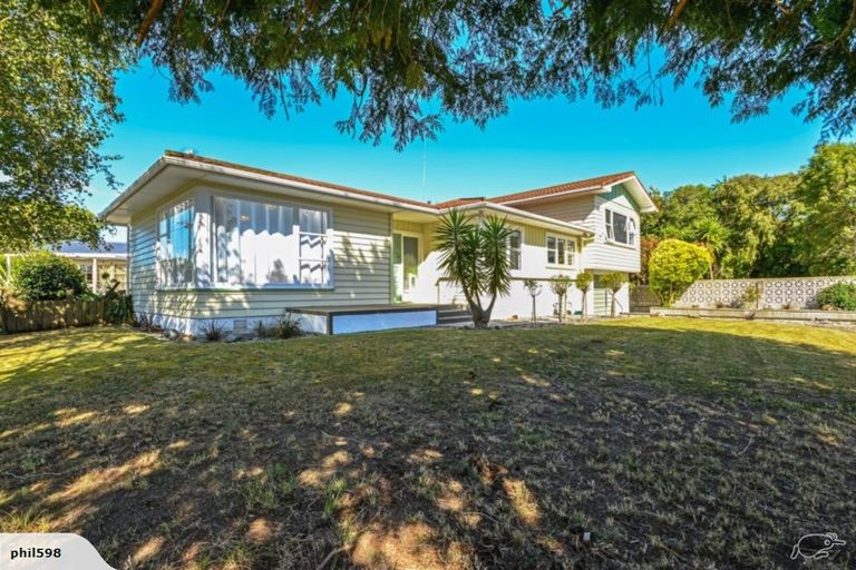 Photo of property in 1 Buick Crescent, Awapuni, Palmerston North, 4412