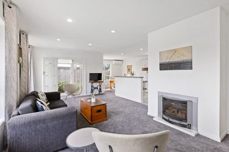 Photo of property in 1/136 Harris Crescent, Papanui, Christchurch, 8053