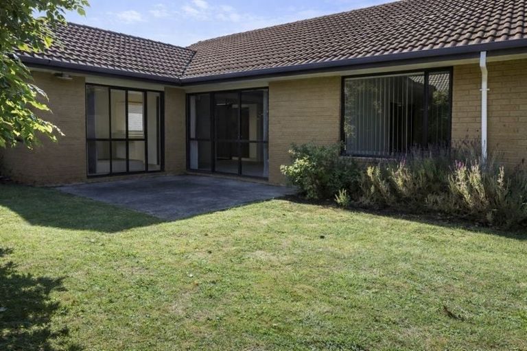 Photo of property in 30 Kintyre Drive, Broomfield, Christchurch, 8042