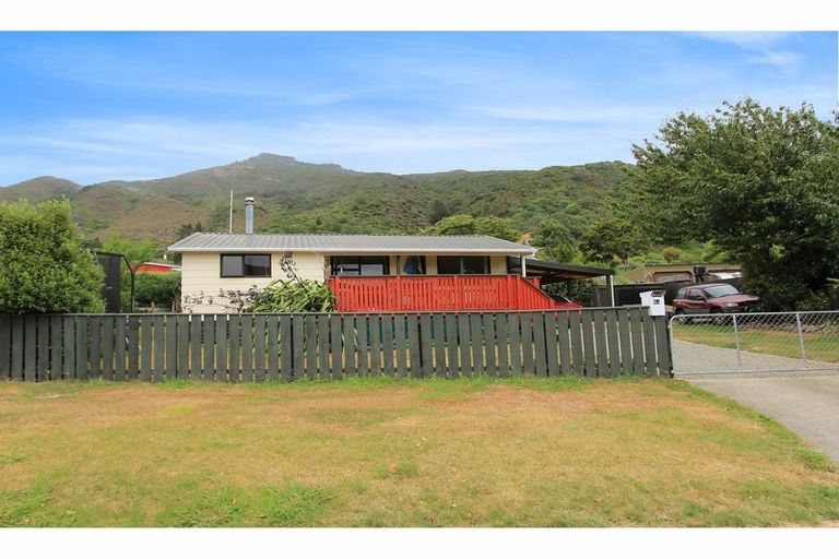 Photo of property in 2a Scott Street, Havelock, 7100