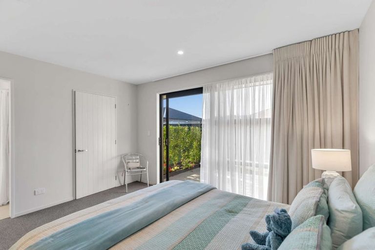 Photo of property in 5 Burke Lane, Amberley, 7410