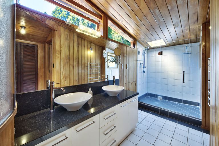 Photo of property in 12 Taraire Road, Titirangi, Auckland, 0604