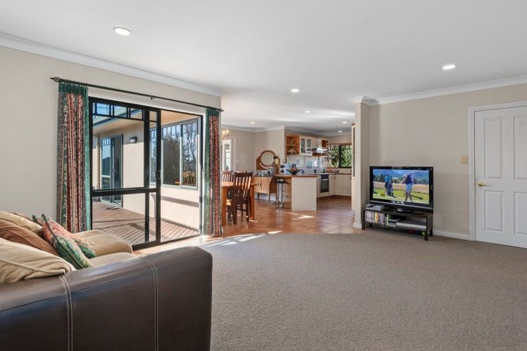 Photo of property in 14 Braeburn Place, Bethlehem, Tauranga, 3110