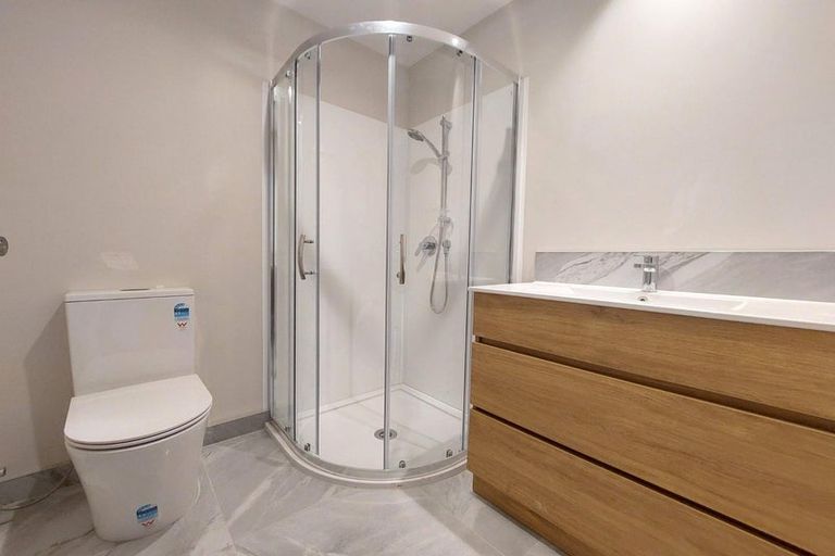 Photo of property in 12/10 Newington Road, Henderson, Auckland, 0612