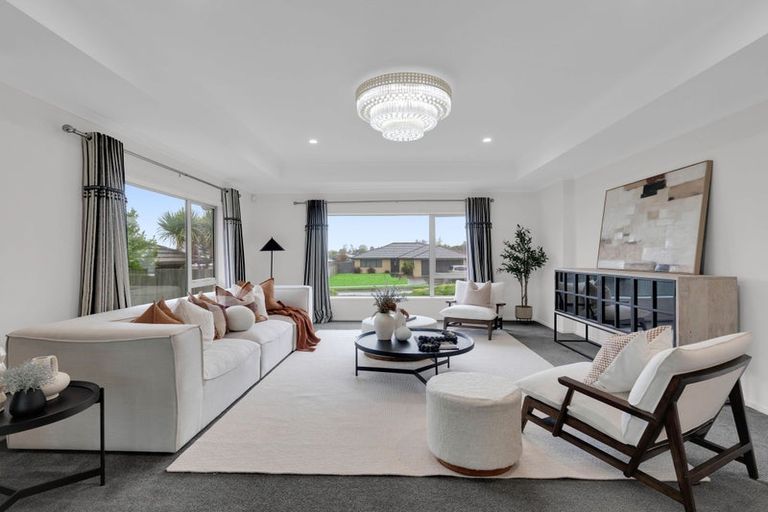 Photo of property in 41 Hamon Place, Pukehangi, Rotorua, 3015