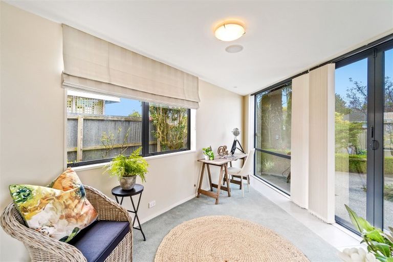 Photo of property in 51 Kirkwood Avenue, Upper Riccarton, Christchurch, 8041