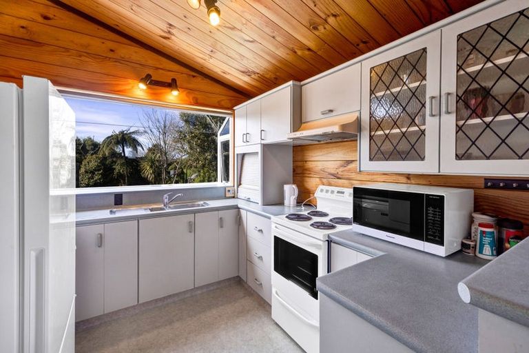 Photo of property in 27 Nikau Street, Inglewood, 4330