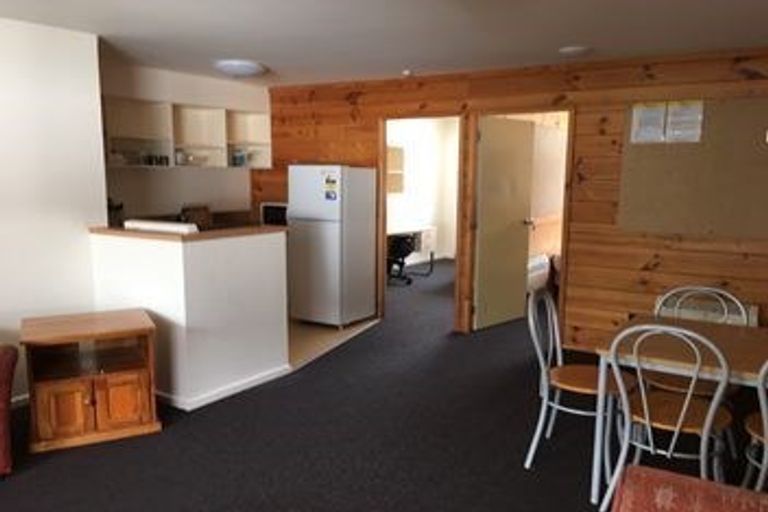 Photo of property in Drummond Street Flats, 21/19 Drummond Street, Mount Cook, Wellington, 6021