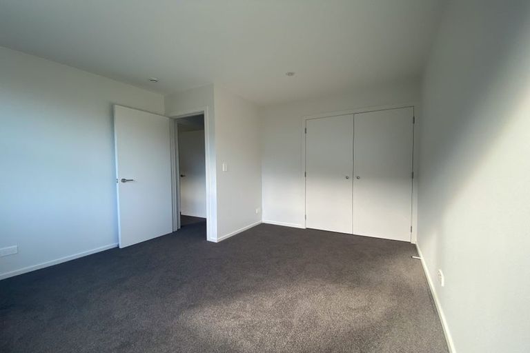 Photo of property in 37 Priscilla Crescent, Kingston, Wellington, 6021