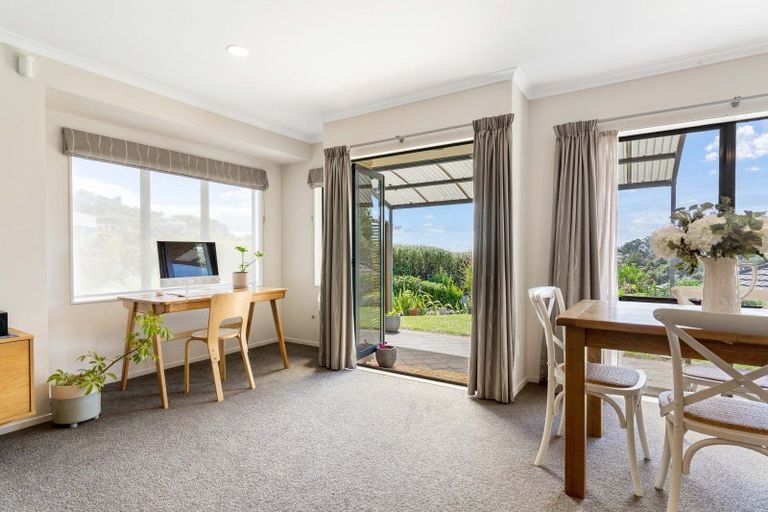 Photo of property in 11 Peregrine Place, Welcome Bay, Tauranga, 3112