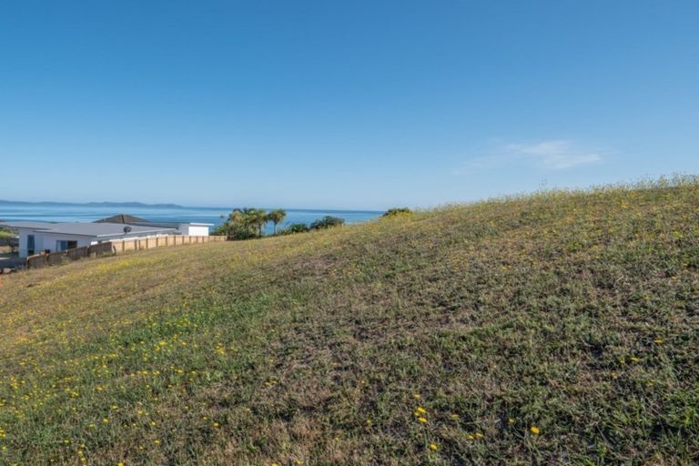 Photo of property in 24 Midgard Road, Coopers Beach, 0420