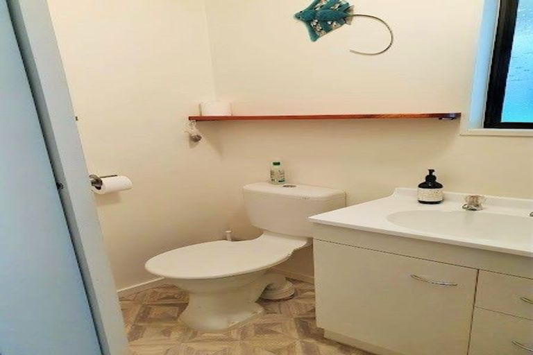 Photo of property in 19a Garden Terrace, Picton, 7220