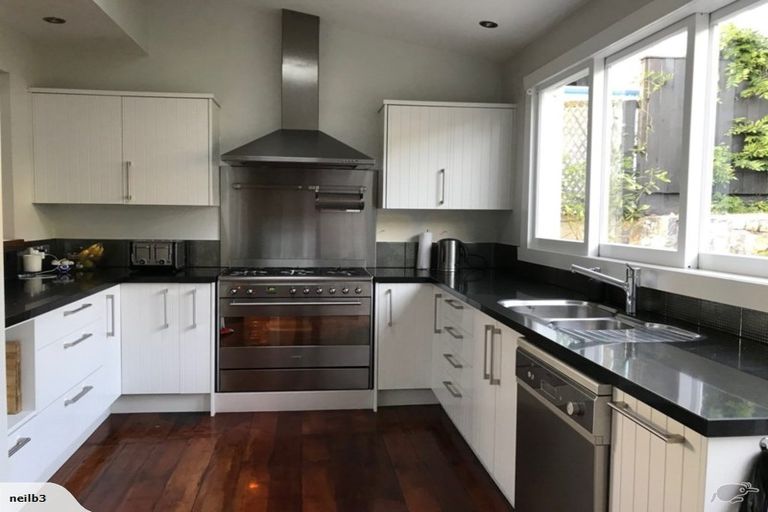 Photo of property in 24 Kowhai Street, Mount Eden, Auckland, 1024