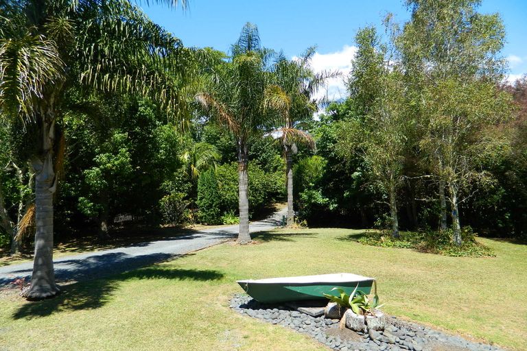 Photo of property in 10 Mission Road, Kerikeri, 0230