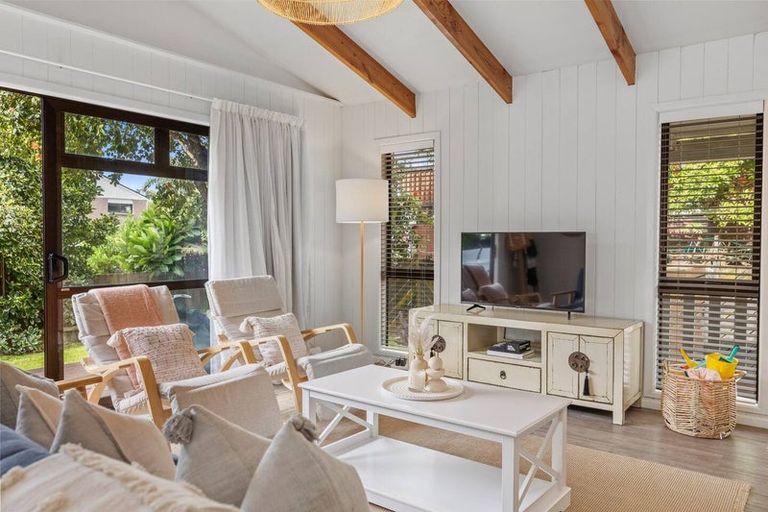 Photo of property in 76b Percy Road, Papamoa Beach, Papamoa, 3118