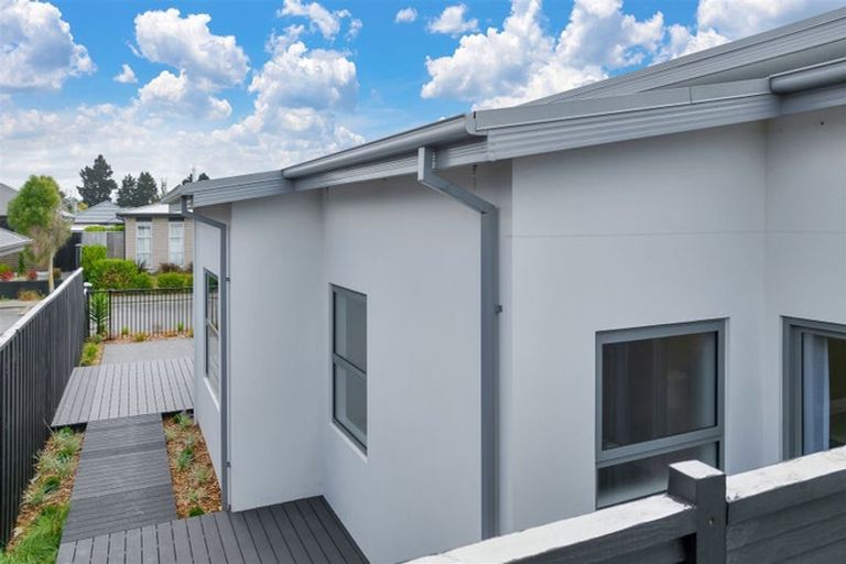 Photo of property in 10 Aroha Street, Pegasus, 7612