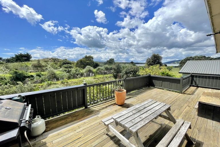 Photo of property in 132 Maunsell Road, Port Waikato, Tuakau, 2695
