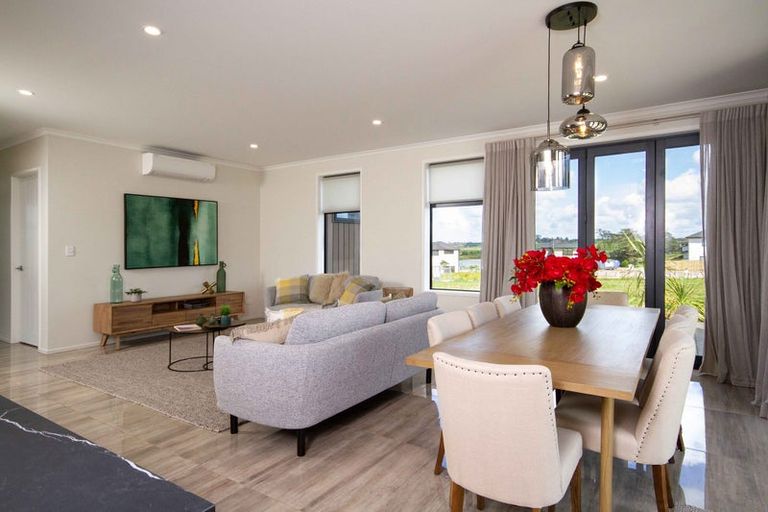 Photo of property in 39b Knightsbridge Drive, Forrest Hill, Auckland, 0620