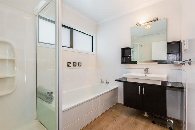 Photo of property in 22 Hicks Close, Whitby, Porirua, 5024