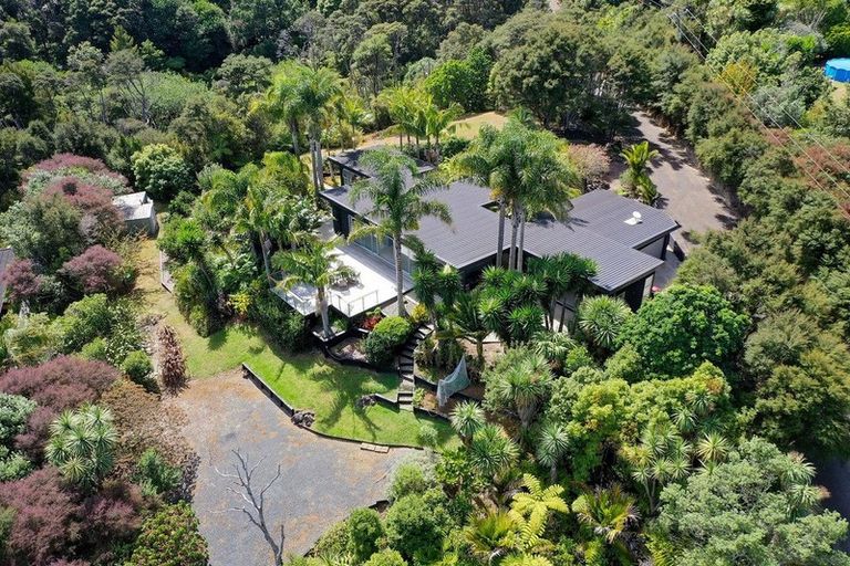 Photo of property in 269 Kaipara Road, Papakura, 2582