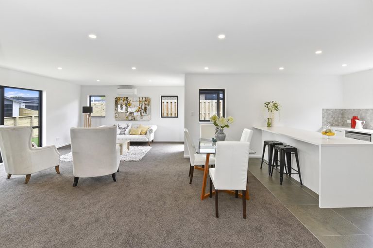 Photo of property in 24 Tawhiti Road, Pukekohe, 2120